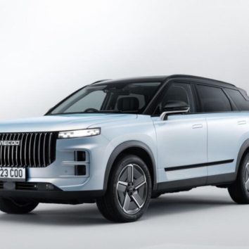 Jaecoo 7 отримав гібрид та стильний Black Luxury