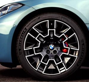 BMW відмовляється від i4 на користь нового i3