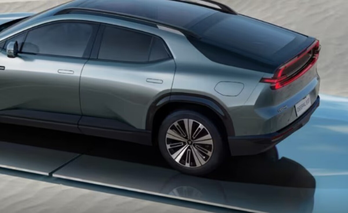 Mazda готує нетиповий SUV із функцією пікапа (фото)