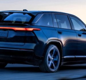 Jeep масово перевіряє Wagoneer S через ризик втрати деталі