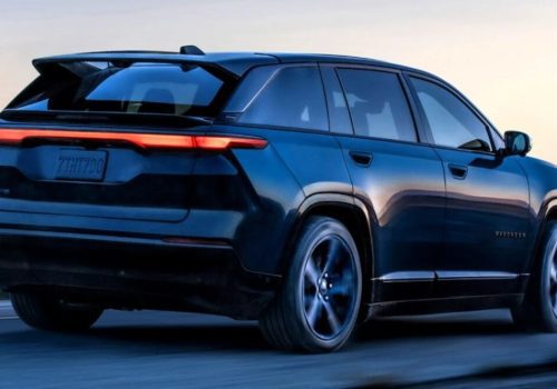 Jeep масово перевіряє Wagoneer S через ризик втрати деталі