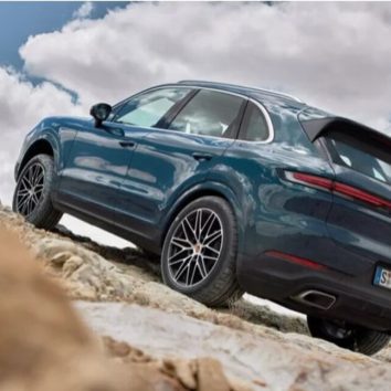 Porsche Cayenne: не лише швидкий, а й тяговитий