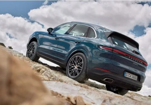 Porsche Cayenne: не лише швидкий, а й тяговитий