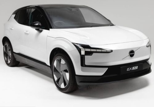 Volvo EX30 Cargo: потужний вантажний електромобіль