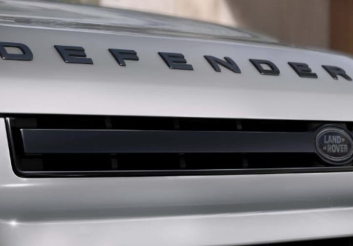 Малий Land Rover Defender на підході (фото)