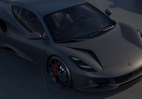 Lotus Emira Scura 2026: лімітована серія з механічною коробкою
