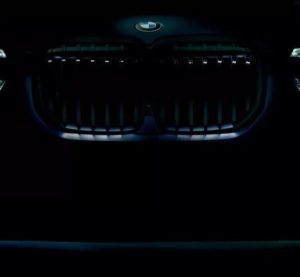 BMW та Alpina готують щось особливе на базі X7