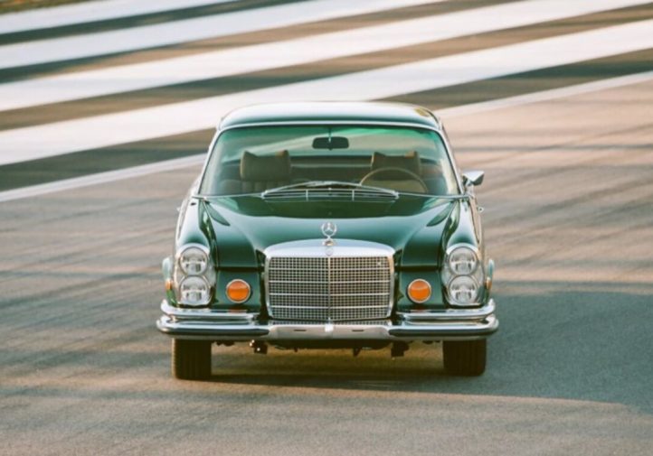 1969 Mercedes 280SE отримав потужний AMG V8 (фото)