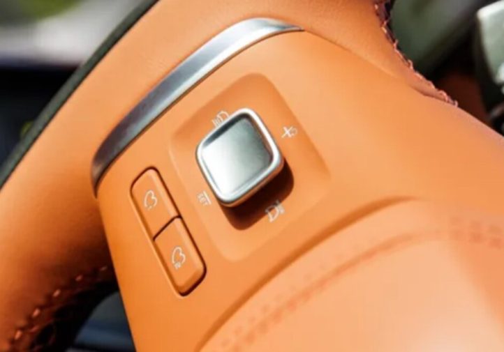 Огляд Deepal S05: 200 кВт зарядка, Cell-to-Body (фото)