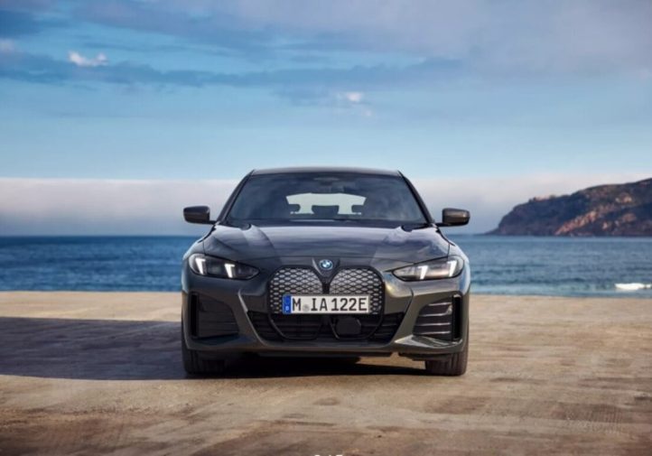 BMW відмовляється від i4 на користь нового i3