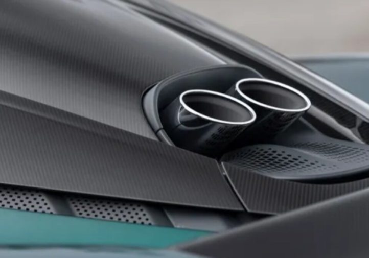 Valhalla — перший «справжній» середньомоторний Aston Martin