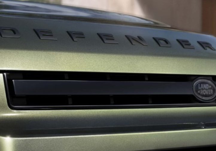 Малий Land Rover Defender на підході (фото)