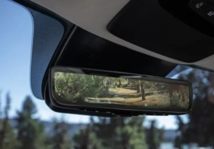 Kia Carnival:  мінівен з V6 і сучасними технологіями (фото)