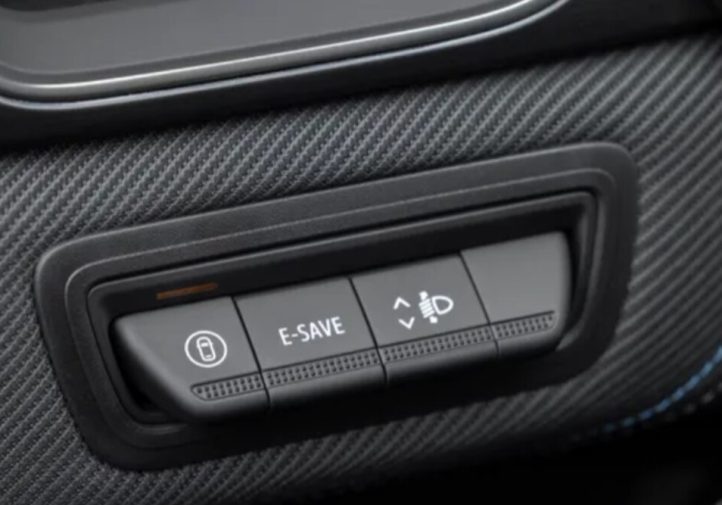 Чим цікавий Renault Symbioz: головні особливості новинки