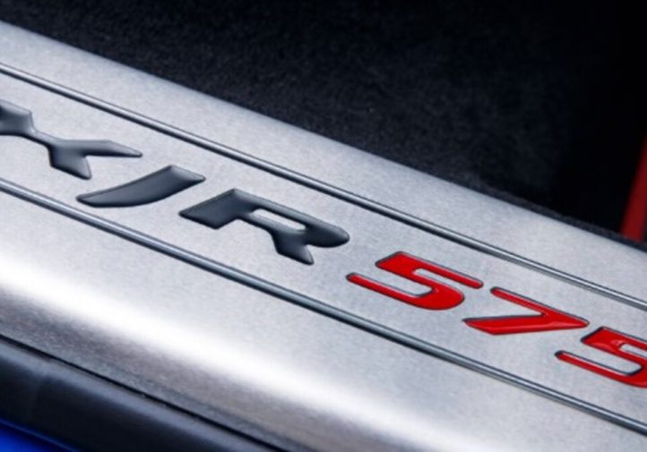 Jaguar скасував F-Type та ще три моделі через Type 00 (відео)