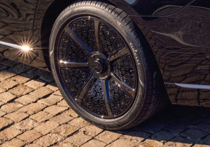 Новий Maybach S-Class 2026 кинув виклик Bentley