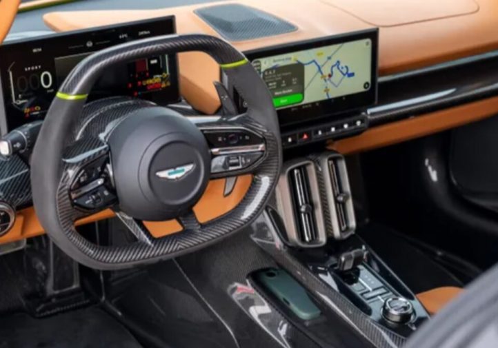 Valhalla — перший «справжній» середньомоторний Aston Martin