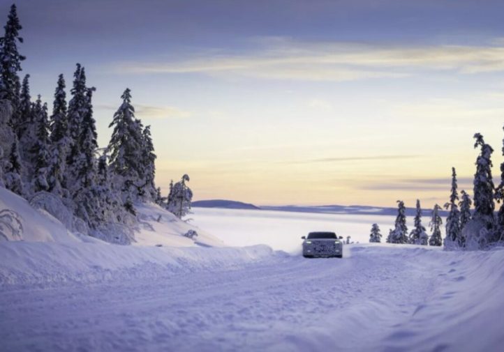 Новий Jaguar GT: електроседан із вагою майже 6 000 lbs (фото)