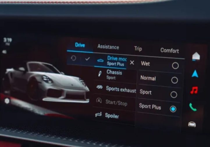 Гібридний Porsche 911 Turbo S: новий рівень швидкості