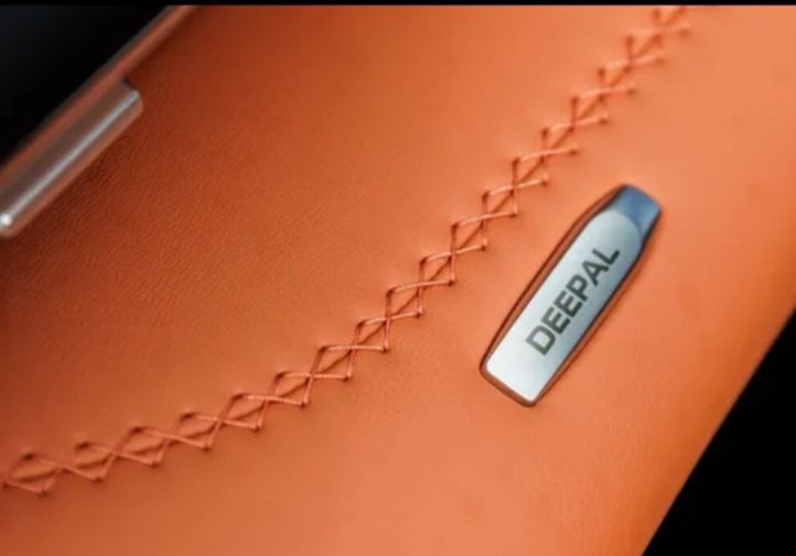 Огляд Deepal S05: 200 кВт зарядка, Cell-to-Body (фото)