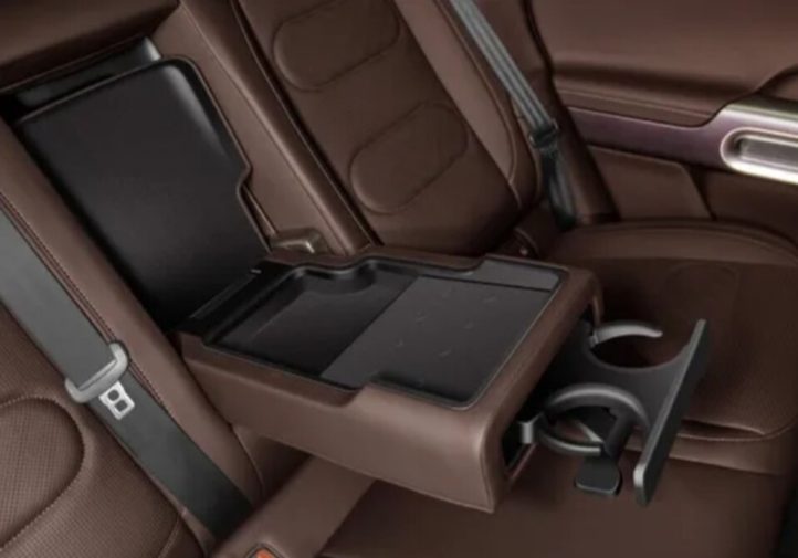 Електричний Smart #5 отримав версію Brabus на 637 к.с. (огляд)