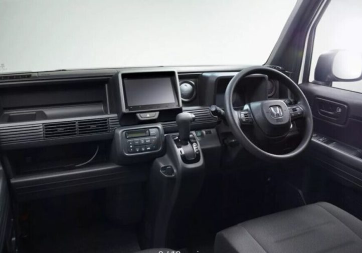 Оновлений Honda N-Van: турбо, цифрова панель і нові кольори