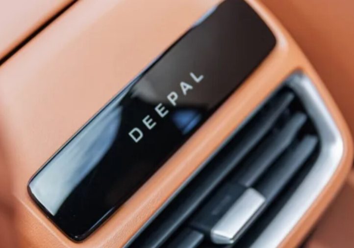 Огляд Deepal S05: 200 кВт зарядка, Cell-to-Body (фото)