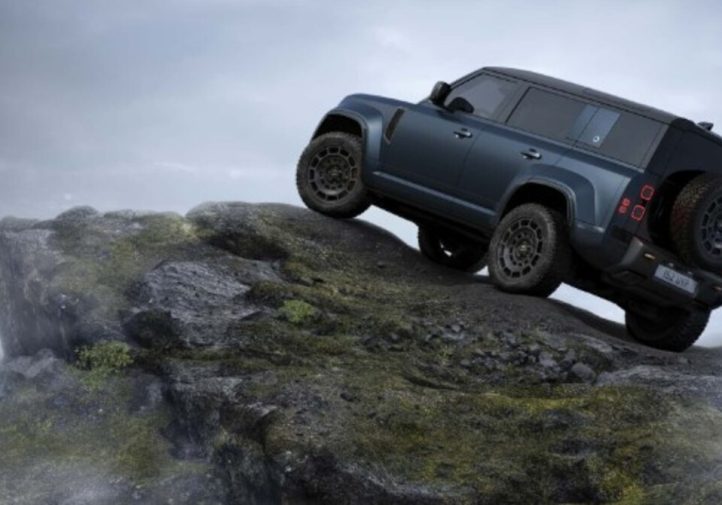 Малий Land Rover Defender на підході (фото)