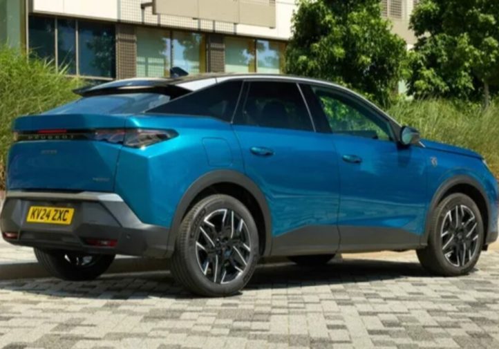 Новий Peugeot 3008: гібриди, дизайн і комфорт (фото)