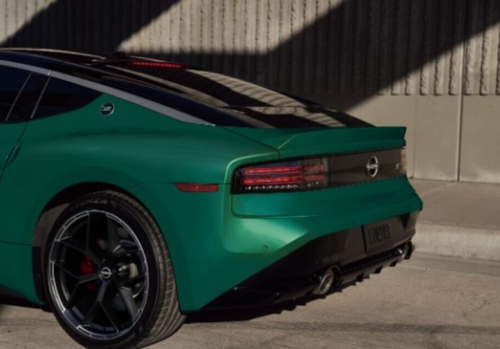 Nissan Z NISMO 2027: ручна коробка і апгрейд гальм (фото)