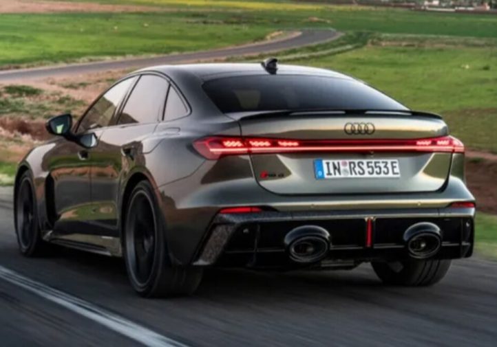 Найтехнологічніший Audi RS5 в історії (огляд)