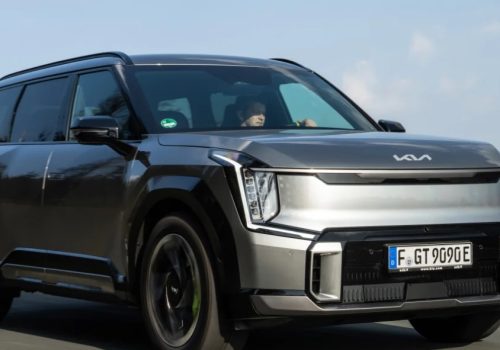 Новий Kia EV9 GT: електричний SUV із характером спорткара
