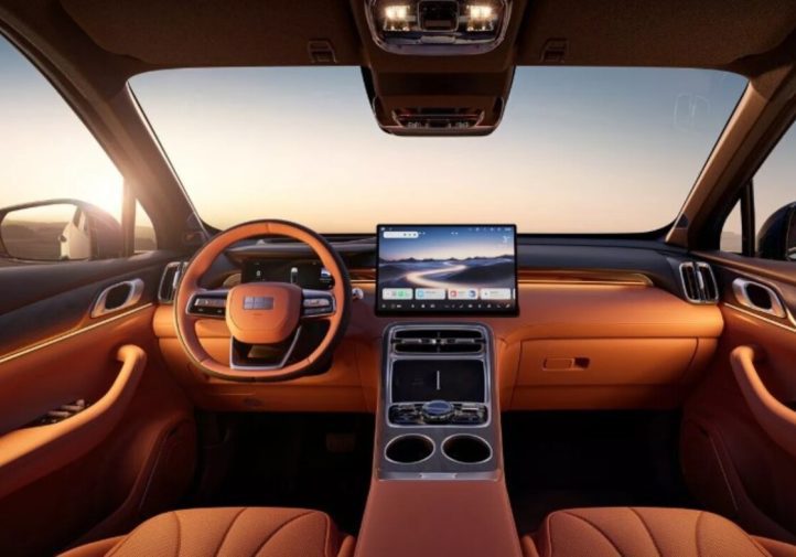 Geely Galaxy M7: гібрид з рекордним запасом ходу