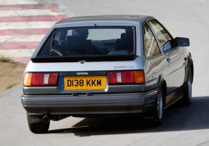 Toyota AE86: правда і міфи про легендарне купе (огляд)