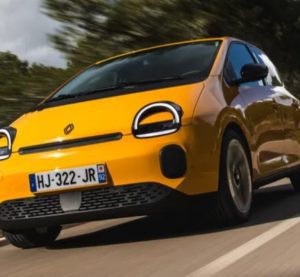Renault Twingo E-Tech проти конкурентів: що пропонує новинка