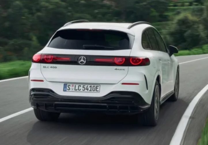 Електричний Mercedes GLC отримав 483 к.с. і Hyperscreen