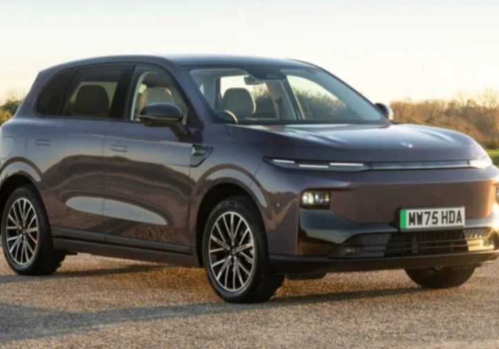 Leapmotor B10 — бюджетний електрокросовер (огляд)