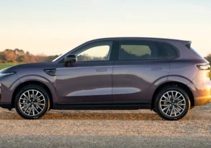 Leapmotor B10 — бюджетний електрокросовер (огляд)