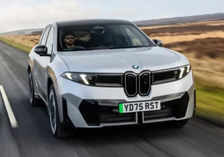 Новий BMW iX3: 500 миль ходу та швидка зарядка (огляд)
