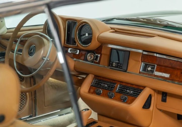 1969 Mercedes 280SE отримав потужний AMG V8 (фото)