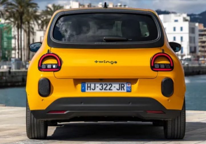 Renault Twingo E-Tech проти конкурентів: що пропонує новинка