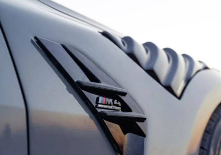 DinMann M4 Maloo: купе перетворили на унікальний пікап