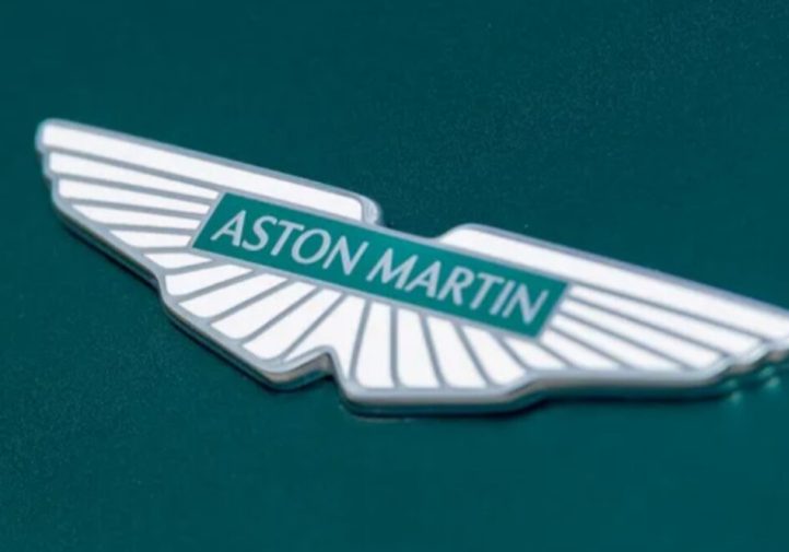 Valhalla — перший «справжній» середньомоторний Aston Martin