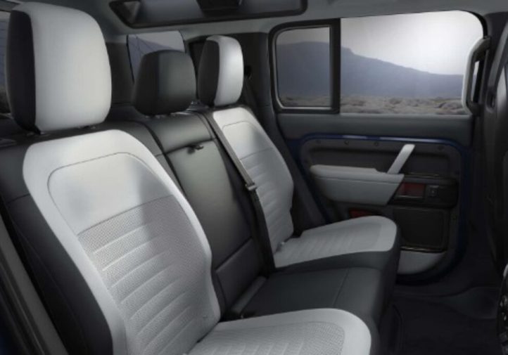 Малий Land Rover Defender на підході (фото)