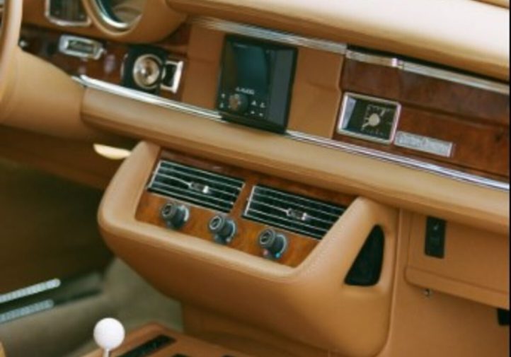 1969 Mercedes 280SE отримав потужний AMG V8 (фото)