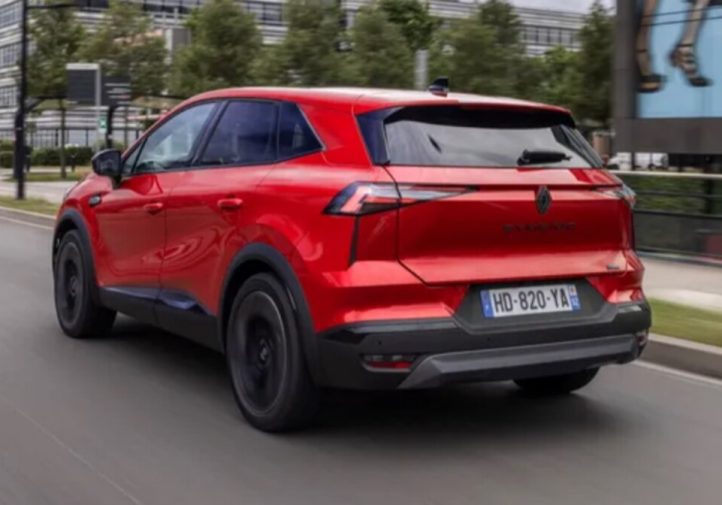 Чим цікавий Renault Symbioz: головні особливості новинки