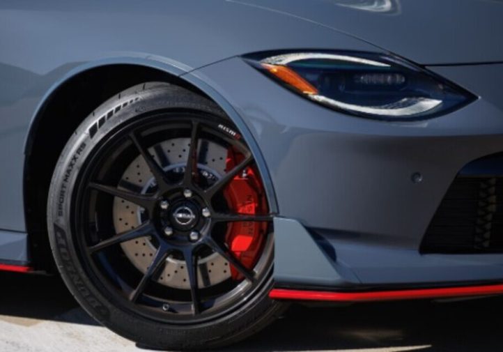 Nissan Z NISMO 2027: ручна коробка і апгрейд гальм (фото)