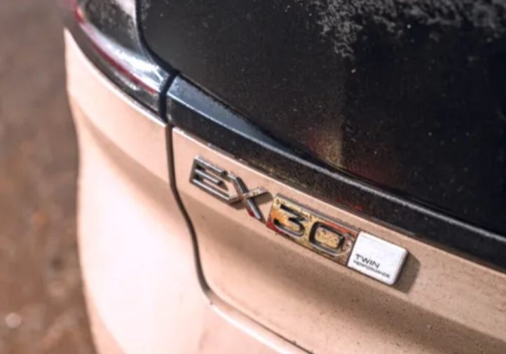 Огляд Volvo EX30:  електрокар із преміальним відчуттям