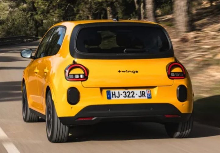 Renault Twingo E-Tech проти конкурентів: що пропонує новинка