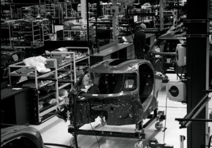 Koenigsegg запускає виробництво Gemera після тривалої паузи